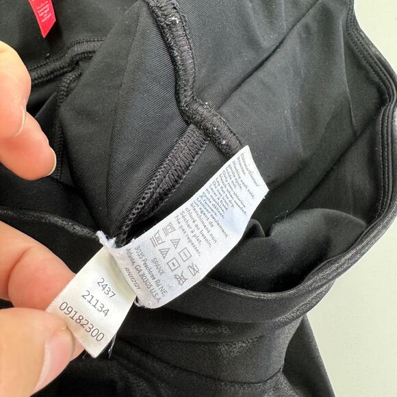 Spanx Leggings Womens Small Black Faux Leather Stretch‎ High Rise Seamless - Picture 6 of 9